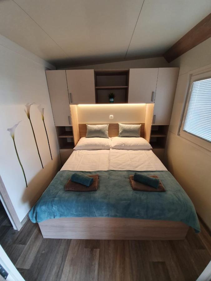 Mobile Home M&M Drage Luaran gambar