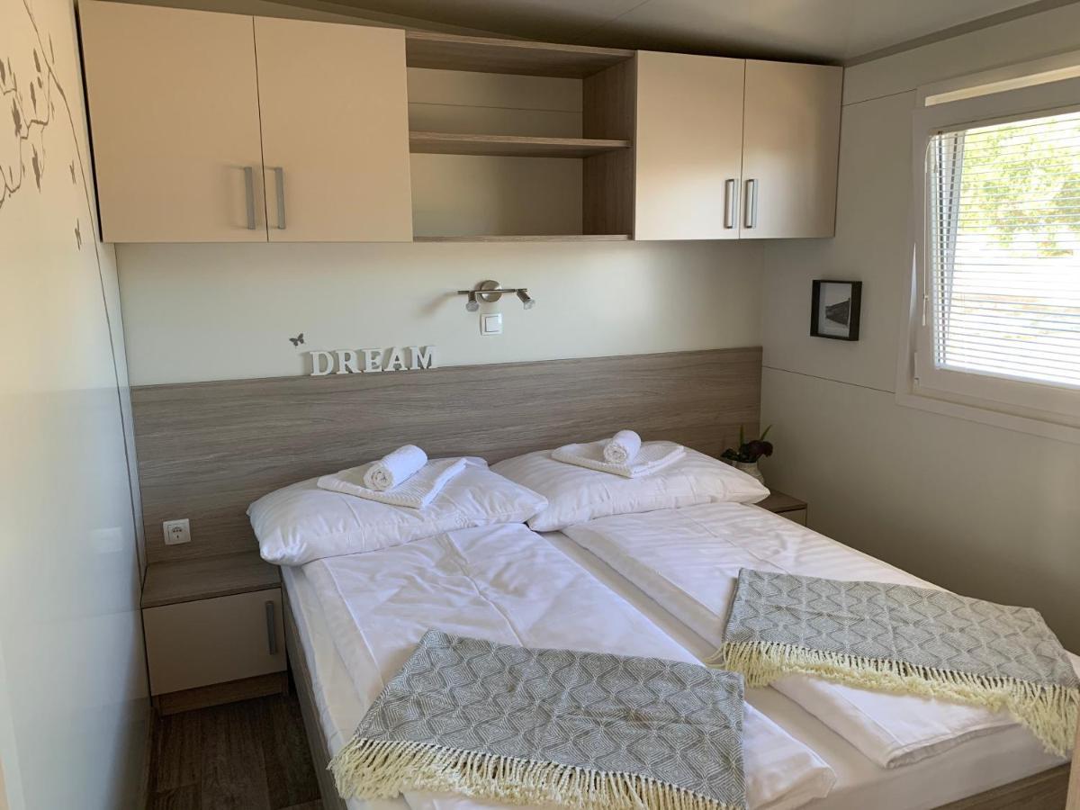 Mobile Home M&M Drage Luaran gambar