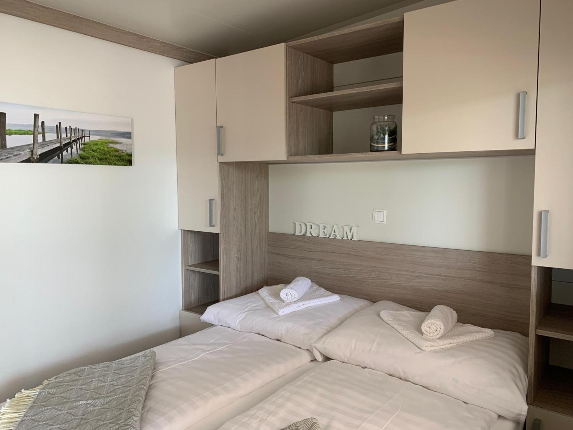 Mobile Home M&M Drage Bilik gambar